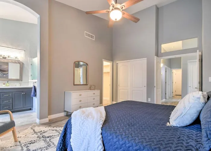 Private Pool & Community Perks: Home! Holiday home *